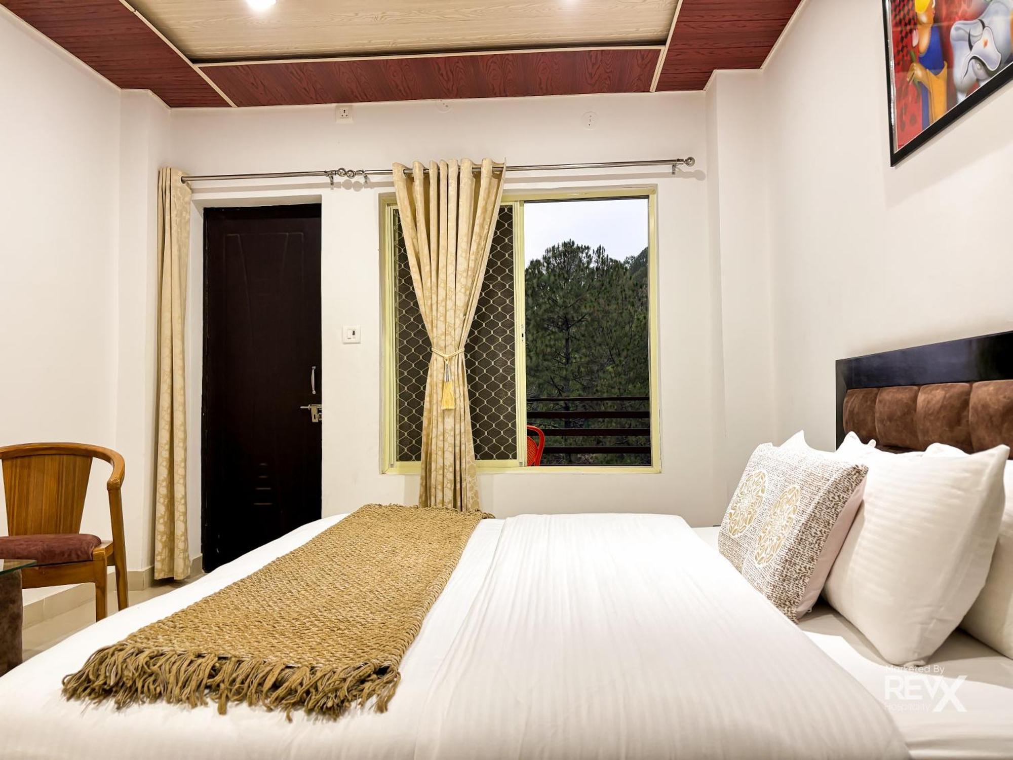 Hotel Prince Valley ลันส์โดว์นี ภายนอก รูปภาพ
