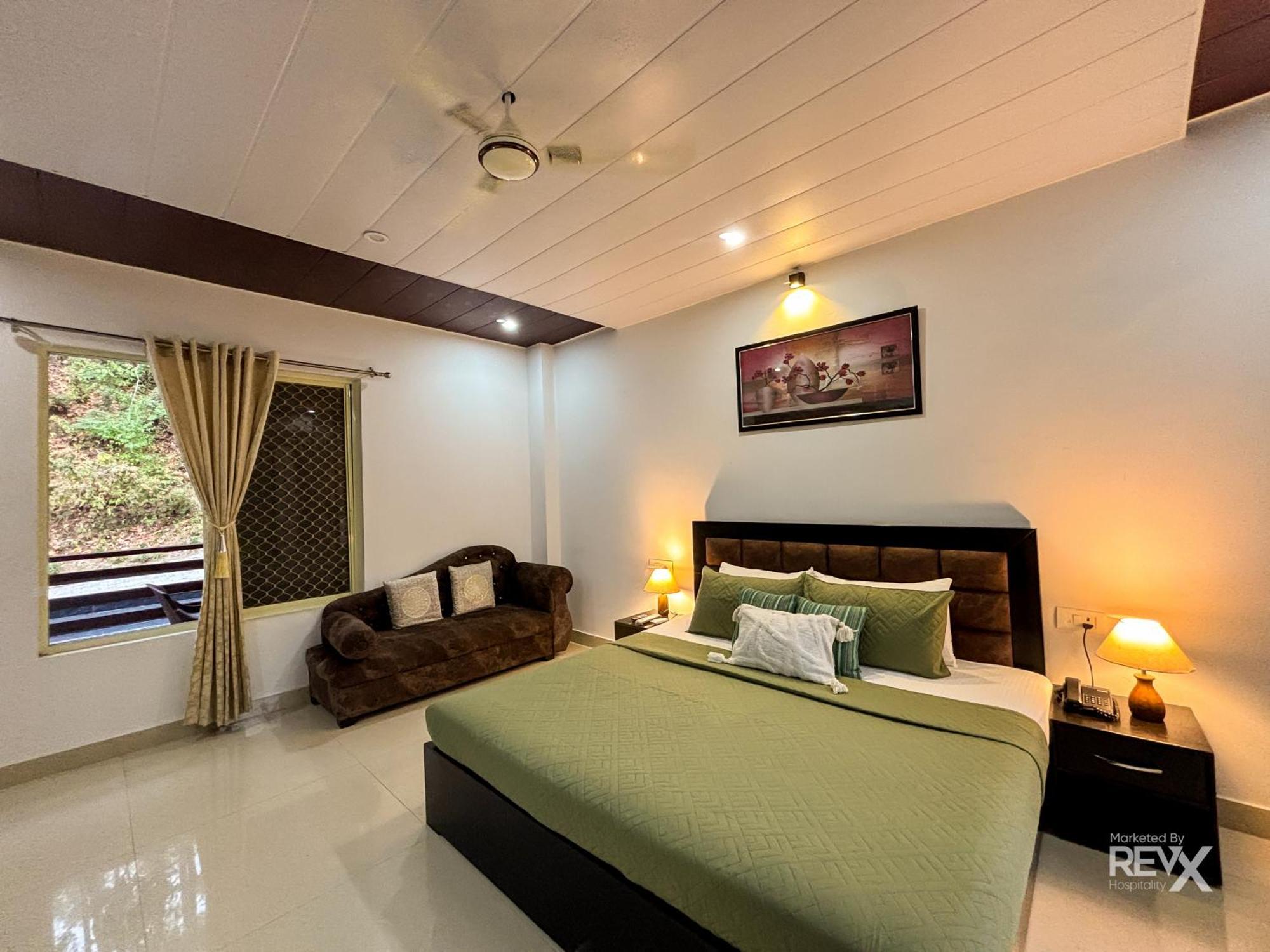 Hotel Prince Valley ลันส์โดว์นี ภายนอก รูปภาพ